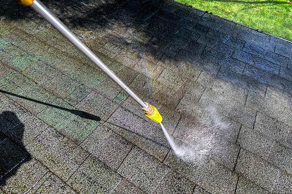 High Pressure Washer Roof Cleaning